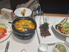 -聚友斋(陶瓷琉璃馆水晶街店)