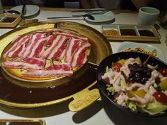 -猪啊牛呀羊啊铜盘烤肉(正大广场店)