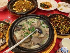 -侬佳蒸菜馆(听潮店)