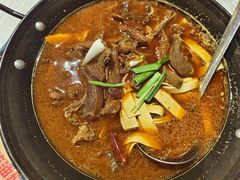 -霄汉牛三鲜湖北砂锅菜(万松园2店)