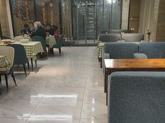-宝界普菲特湖畔酒店