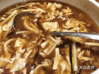 这是位于怀柔区的一家烤鸭店，这是第二次来
