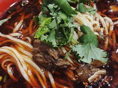 双椒牛肉面-继红顺河抄手名小吃