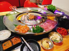 -哈哈碳都·牛肋条无限自助烤肉(宝龙店)