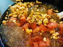 初恋手工三鲜冰粉-何师烧烤Pro ·江湖川菜·小龙虾·精酿(太古里旗舰店)