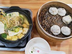 三鲜砂煲-鸡鸣汤包(奥园·城市天地店)