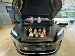 -蔚来中心(北京中关村店)