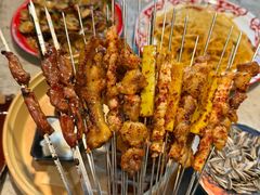 -破瓦寒窑烤羊排·鲜牛肉烧烤