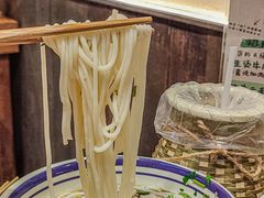 -云阿蛮云南生烫牛肉米线(奉贤路店)