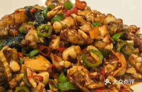 Bamboo Shoot and Pepper Stir-fried Bullfrog