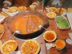 -签多多串串香火锅
