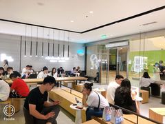 -喜茶(杭州滨江宝龙店)
