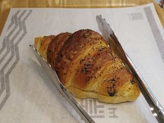黑松露芝心火腿可颂-原麦山丘(天虹店)
