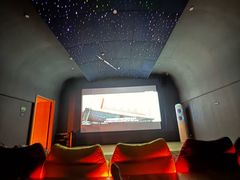 -涨巢·潮玩水疗局