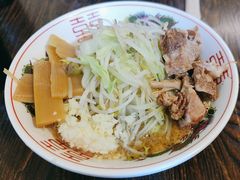 -拉面莊夢語＆中华料理八椿