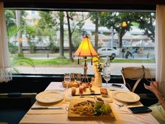 -火车头法国西餐厅