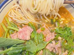 -窄巷口生烫牛肉米线(客村店)