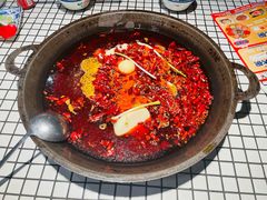 九宫格红汤锅-董眼镜火锅(洪崖洞总店)