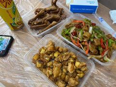 爆炒卤肥肠-蓝精灵饺子店