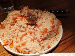 手抓饭-阿里家·新疆烤肉酒場 by MIG