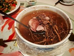 -年辉渔村·非遗传承餐厅(新丰江店)