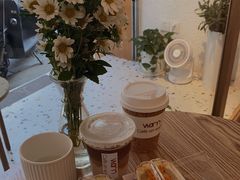 -Cafe on warm(丹霞店)