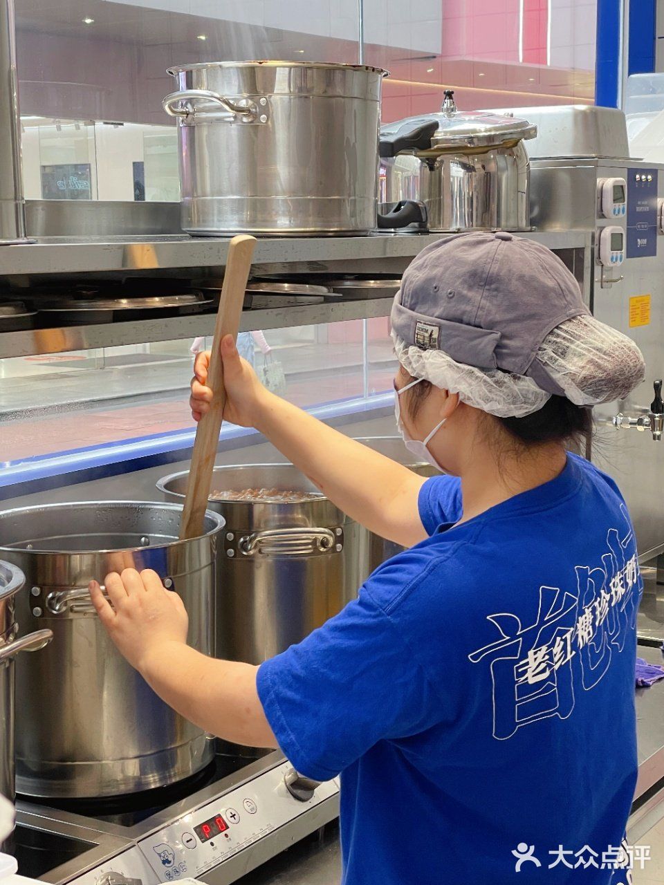 路过宁波这家奶茶店人好多……