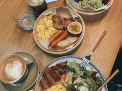 海鲜牛油炒蛋牛角-CHILLAX轻乐时(侨建·Hi City店)