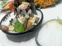 -红鼎豆捞·非遗鲍皇汤火锅(宝丰路店)