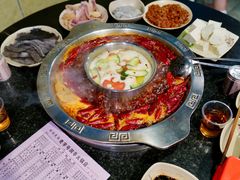 -洞亭火锅(防空洞总店)