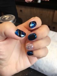 -手牵手美甲