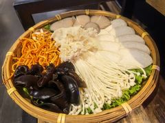 菌菇拼盘-尚尚仙·酸汤猪手·猪肚鸡火锅(华联万柳购物中心店)