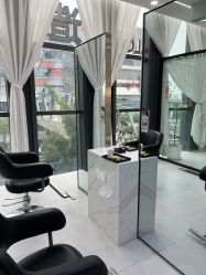-U·NI SALON 造型
