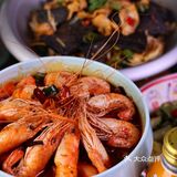 他家的湖鲜既新鲜又实•惠都是精选的太湖大头虾