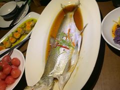 葱椒鲈鱼-绿茶餐厅(朝阳大悦城店)
