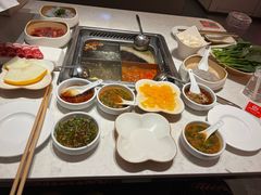 -海底捞火锅(稻河古街夜宵主题店)