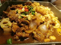馋嘴牛蛙锅-蜜桃餐厅·江浙融合菜(荟聚购物中心店)