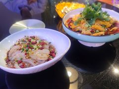 -川流不息·地道川菜·小龙虾(新松江路店)