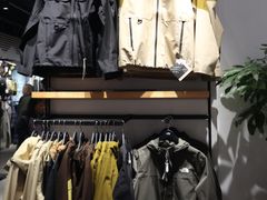 -百联奥特莱斯广场(南京店)