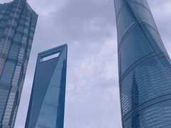 -陆家嘴空中步行连廊