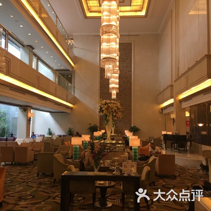 花园饭店白玉兰中餐厅