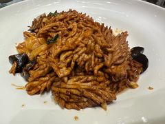 -闫府私房菜·老字号(恒隆店)