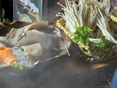 -湊湊火锅·茶憩(南京东路悦荟店)