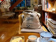 大堂-彳亍咖啡·这里(水湾路店)