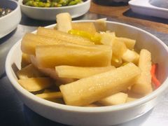 -龙巢盱眙龙虾·牛蛙·烧烤宵夜(八卦岭店)