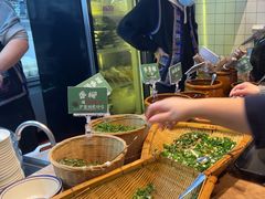 -云阿蛮云南生烫牛肉米线(奉贤路店)