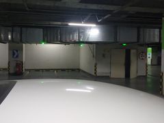 -伟东·乐客城-停车场