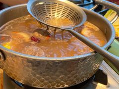 -潮界(LU·ONE凯德晶萃广场店)