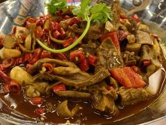 -堂瓦里·33年传统赣菜(第一街区店)