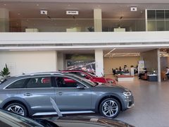 -上海冠松华奥奥迪4S店(张江店)
